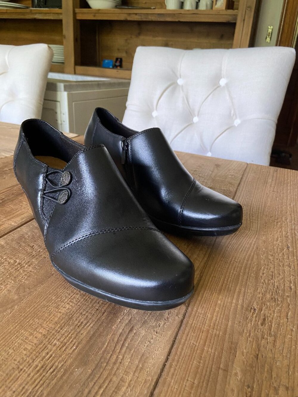 Women's Black Leather Comfort Slip-On Shoes